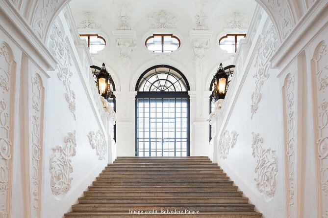 The Belvedere Palace & Gardens: Private 2.5-hour Guided Tour - Traveler Experiences and Feedback