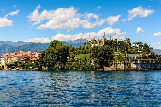 The Magic of a Private Sunset Boat Tour Around the Borromean Islands - Opportunities for Relaxation and Photography