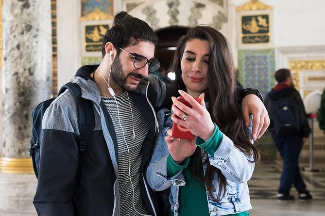 Topkapi Palace Highlights Tour With Audio Guide App - Exploring the Palace With Audio Guide