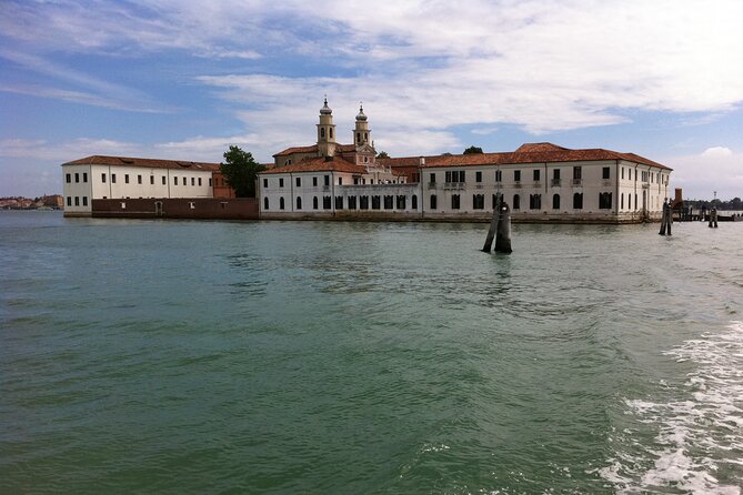 Tour to the Islands of San Servolo and San Lazzaro Degli Armeni - Explore San Servolo