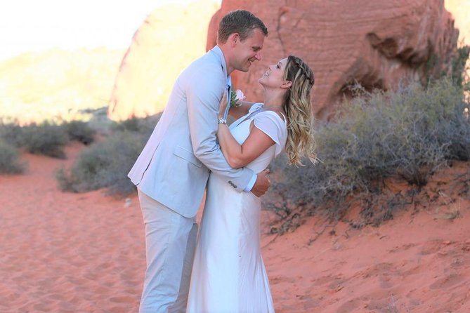 Valley of Fire Wedding by Private Limousine - Booking and Cancellation
