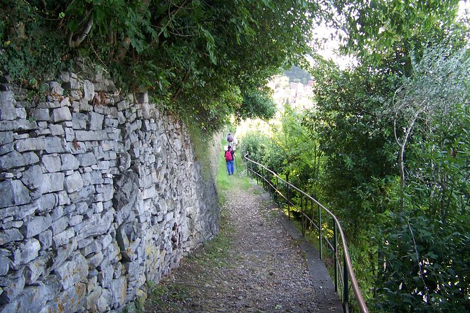 Varenna on Lake Como, the Villa Monastero, and the Greenway of the Patriarchs Path - Accessing the Tour Location