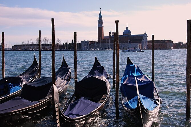 Venice Nighttime Gondola Ride Review - Since You Asked