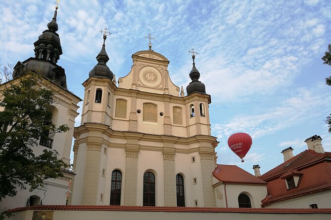 Vilnius Old Town and Užupis Republic - Private Walking Tour - Explore Vilnius Old Town