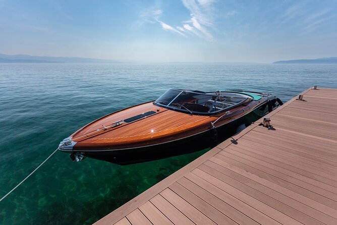 VIP Private Luxury Boat Tour - Riva Aquariva Yacht Venice - Venice Boat Tour