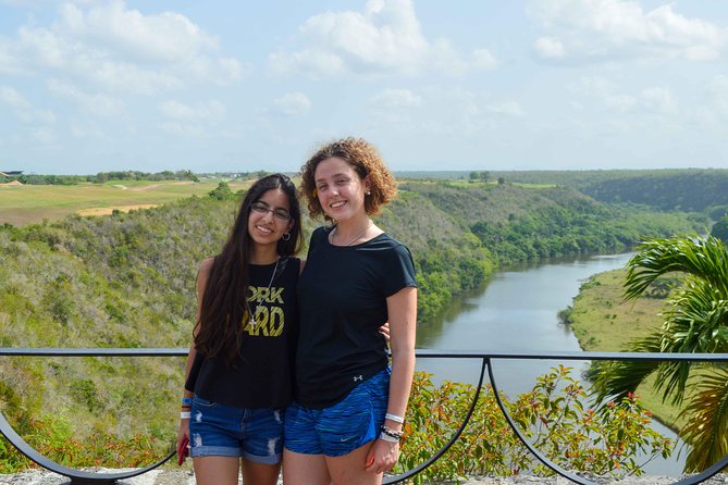 Visit to Altos De Chavón - Unique European Village Recreation