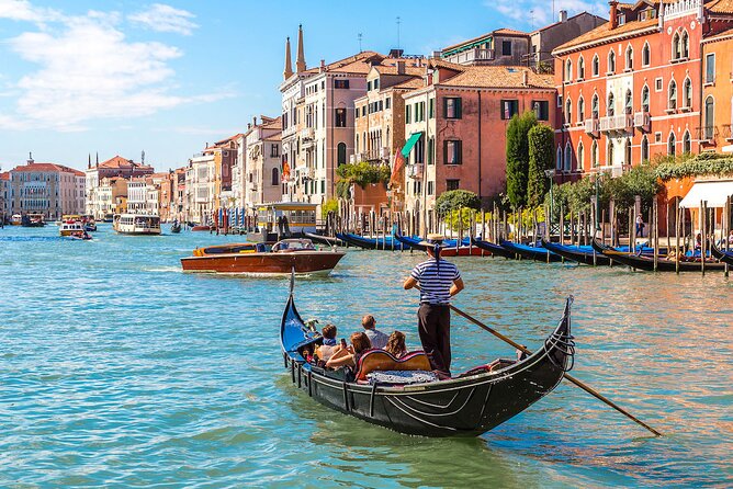 Walking Tour and Enchanting Gondola Journey in Venice - Customer Feedback