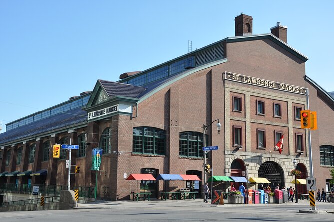 Walking Tour in Downtown Toronto - Duration and Pace