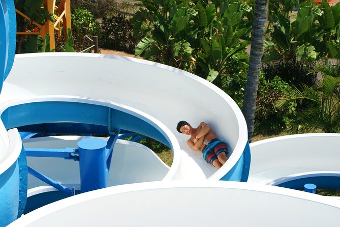 Wet N Wild Waterpark Admission Ticket W/ Waikiki Transportation - Booking and Confirmation Process
