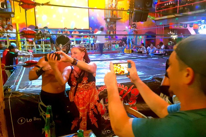 Wrestling SHOW TACOS & TEQUILA TASTING - Lucha Libre: A Theatrical Spectacle