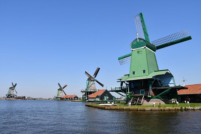 Zaanse Schans & Volendam Small-Group Tour From Amsterdam (7 Pax) - Food and Dining Options