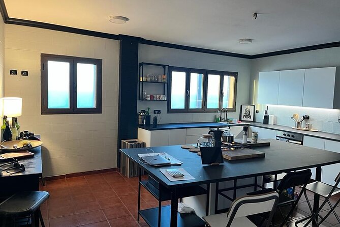 7-Day Surf Camp Beachfront House and Lessons in Gran Canaria - Overview of the Surf Camp