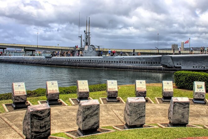 #1 Private Limousine Tour -The USS Arizona & Historic Honolulu - Sum Up