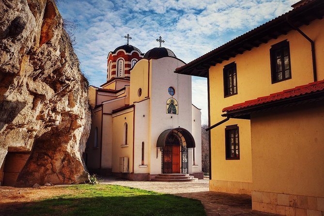 2 Days in Bulgaria Veliko Tirnovo and Arbanasi Village - Logistics and Planning
