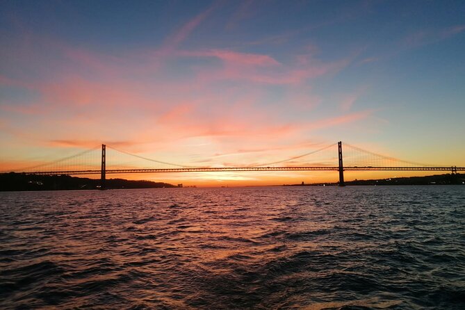 2-Hour Sailboat Private Tour in Lisbon - Booking and Confirmation