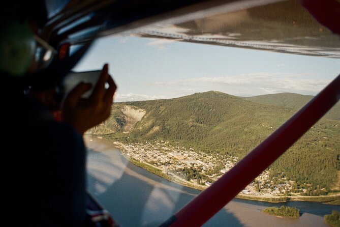 20 Minute Dawson City Scenic Flight Tour - Booking and Cancellation