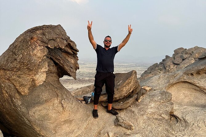 4 Hours Charming Moon Valley Hike Experience in Jeddah - Frequently Asked Questions