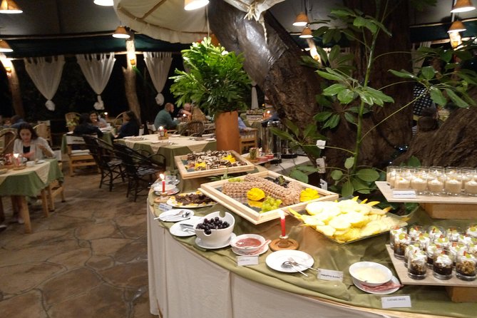 6 Days Guided Safari: Nairobi / Lake Nakuru / Lake Naivasha / Masai Mara N R - Masai Mara National Reserve