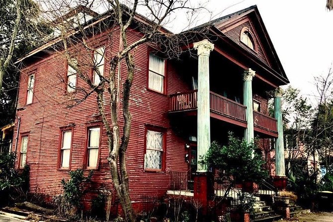 90 Minute Historic Savannah Walking Haunted Bar Pub Crawl - Things To Known