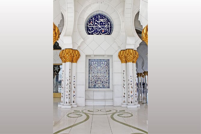 Abu Dhabi Grand Mosque, Qasr Al Watan and Louver Museum - Tour Reviews and Ratings