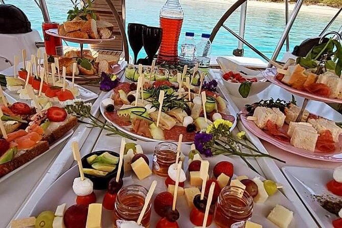 All Incl. Rhenia & Sunset at Little Venice, Hotel/Cruise Pickup - Frequently Asked Questions