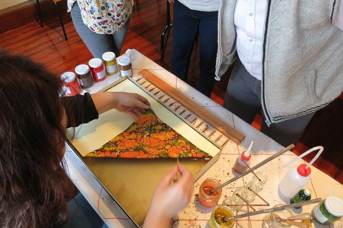 Art of Turkish Ebru Marbling Workshop in Istanbul - The Sum Up