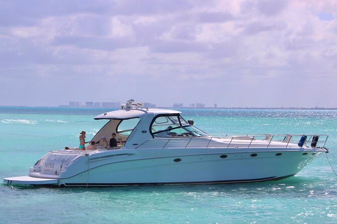 Beautiful SUNDANCER 60FT Private Yacht / 18PAX 25P15 - Frequently Asked Questions