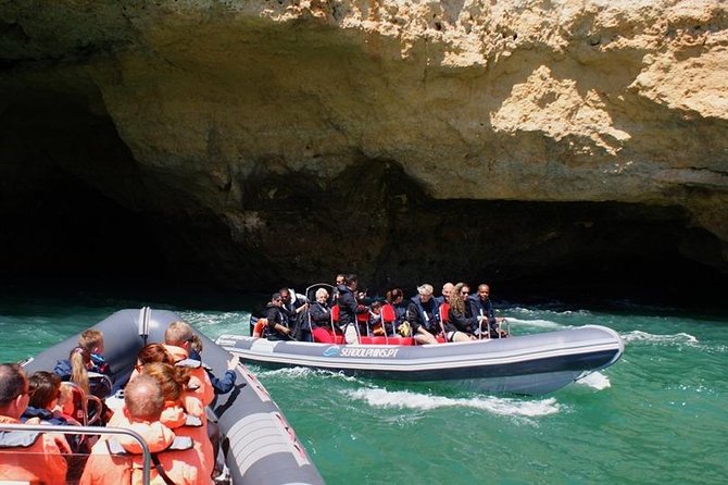 Benagil Caves Trip - Multilingual Explanations