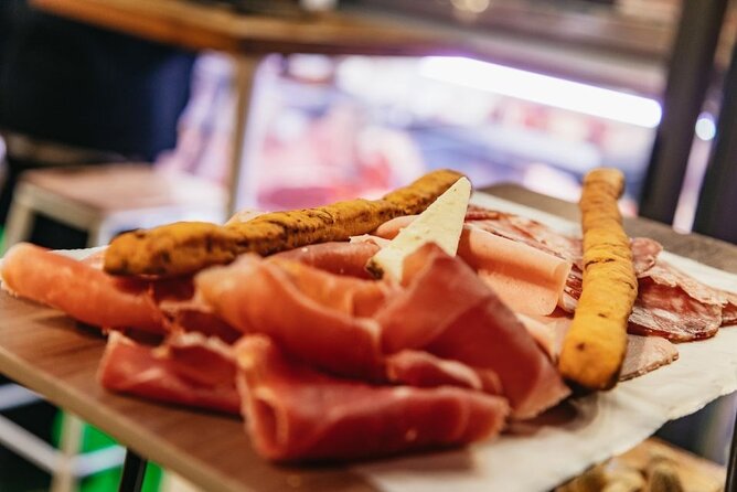 Bologna Private Food Tour Eating Around the Centre - Customer Reviews and Ratings