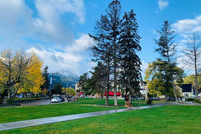 Calgary to Banff Private Shuttle - Exclusive Private Tour