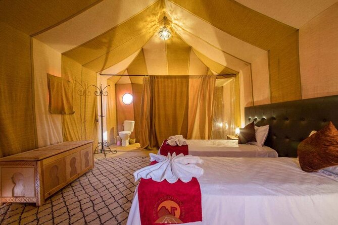 Camel Trek With 1 Night in Luxury Camp With Dinner+ Sundbording - Important Considerations