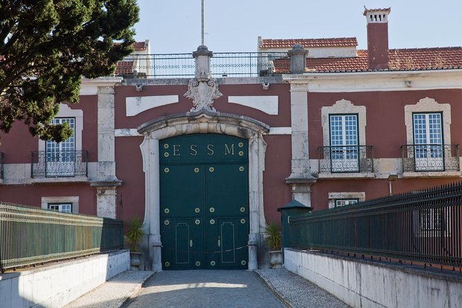 Campo De Ourique - Lisbon's Coolest Quarter - Positive Guest Reviews