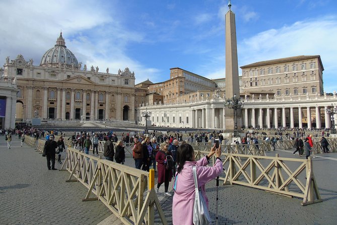 Civitavecchia Shore Excursion: Fullday Rome With Vatican Museums and Colosseum - Guide Knowledge and Professionalism