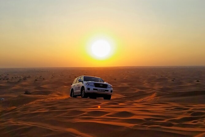 Desert Safari in 4x4 Car With BBQ Dinner and Belly Dance - Tips for an Enjoyable Experience