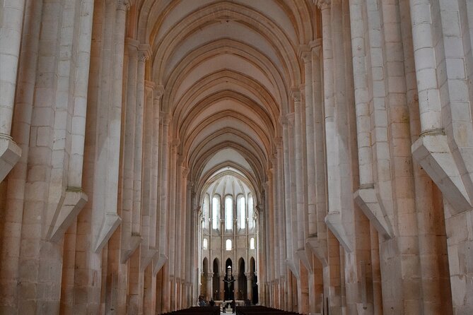 Discovering Fátima, Batalha Monastery, and Alcobaça Monastery - Guided Tours and Expert Insights