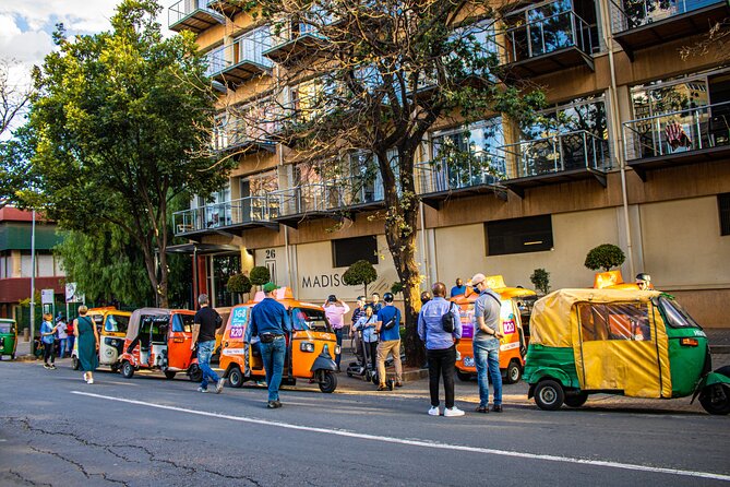 Downtown Johannesburg Tuk Tuk Tour With a Local Lunch - Discovering Local Cuisine