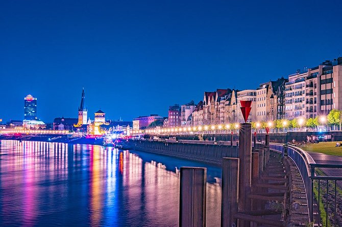 Dusseldorf Airport Transfers : Airport DUS to Dusseldorf in Luxury Car - Operating Hours