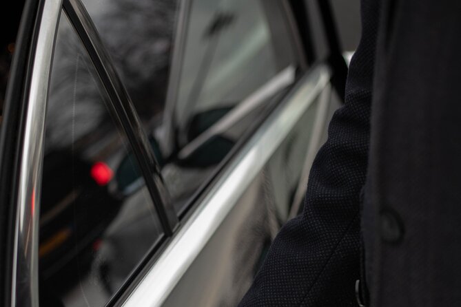Economy Airport Transfer: From Arlanda Airport To Stockholm City - Additional Tips and Information