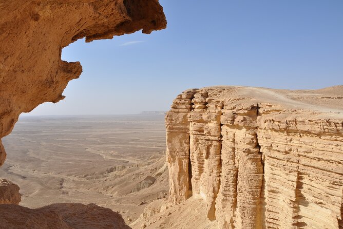 Edge of the World Tour From Riyadh Private 4x4 Car Pick up - Choosing the Right Tour Operator