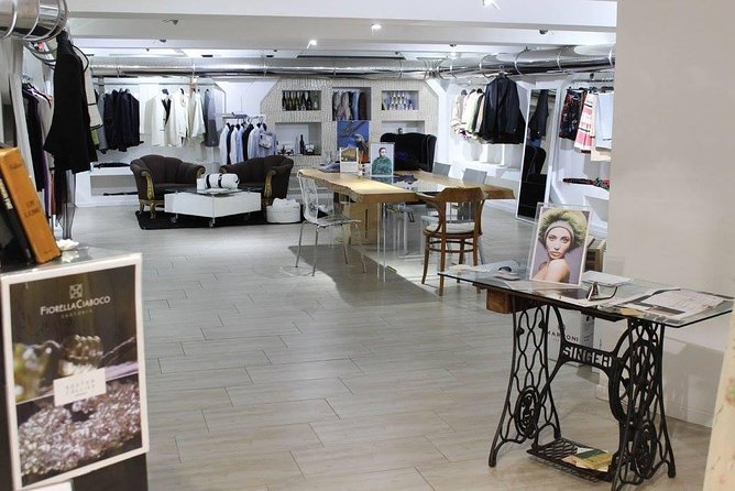 Fashion Workshop in Atelier and Fashion District Tour - Booking Information
