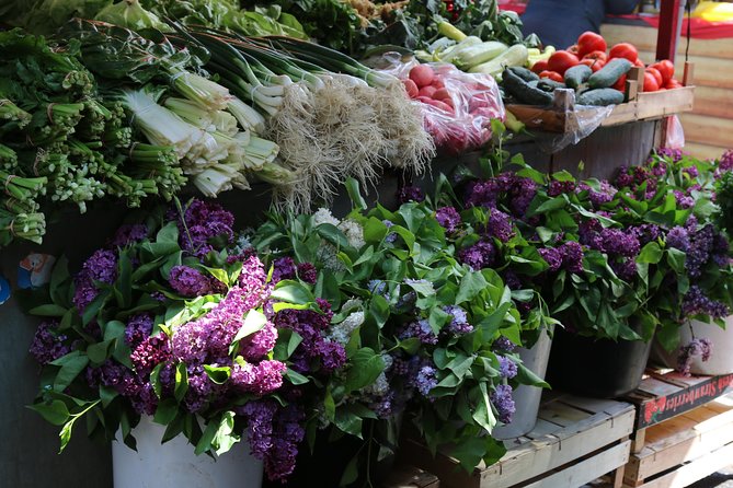 Food Tasting at Locals Favorite Farmers Market in Belgrade - Additional Tour Information and Logistics