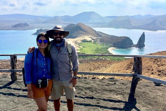 Full Day Bartolome Island & Sullivan Bay - Wildlife Encounters