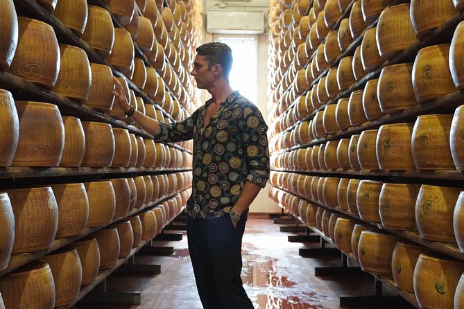 Full Day Parmigiano, Prosciutto and Balsamico Vinegar Food Tour - Hassle-free Transportation and Tastings