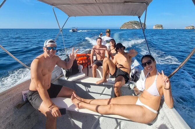 Full-Day Trail to 6 Hidden Beaches, Colomitos and Snorkel - Dining and Seafood Recommendations
