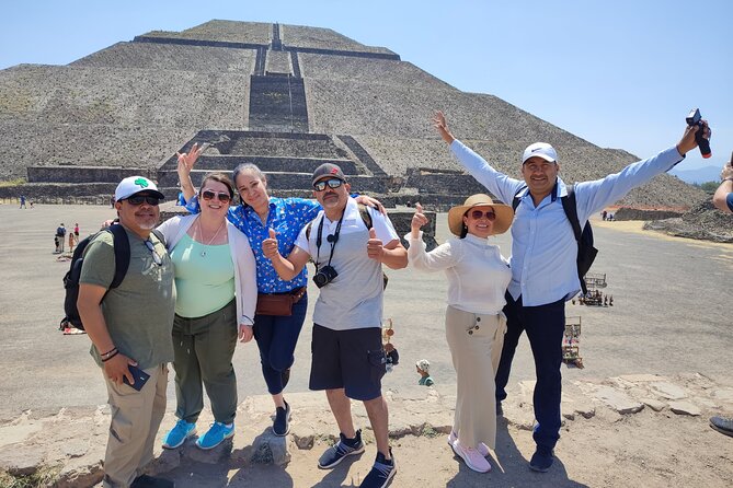 Group Reduced to Pyramids of Teotihuacan and Basilica of Guadalupe - Itinerary Highlights