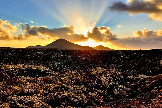 Guided 4-Hour E-Bike Tour Among the Volcanoes of Lanzarote - Traveler Reviews