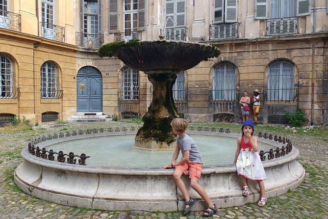 Guided Tour in Aix-en-Provence: Historical Old City - Stories of the City