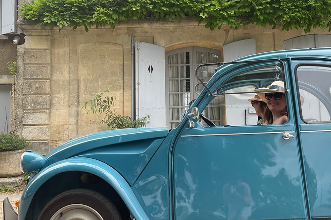 Half Day in Pomerol and Saint Emilion in a Classic Car - Accessibility and Participation