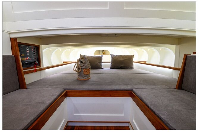 Half Day Private Cruise to Ieranto in Gozzo Hybrid - Highlights of the Experience