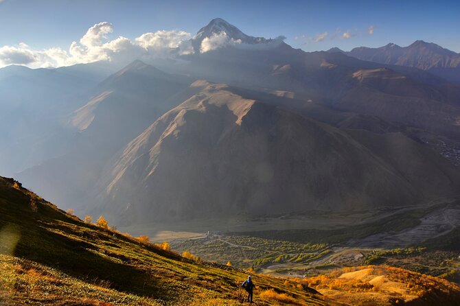 Kazbegi - One Day Trekking Private Tour to Angel Mountain 3096 M - Getting to the Trailhead